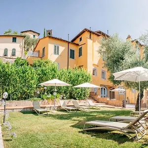 Hébergement de vacances Holiday Il Borgo Degli Agrumi, Uzzano